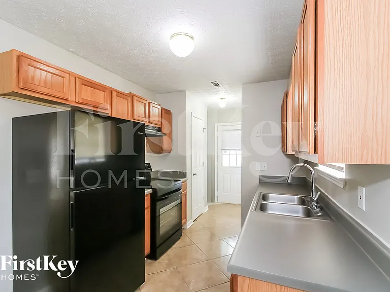 6137 Harvard Ct — Photo 8