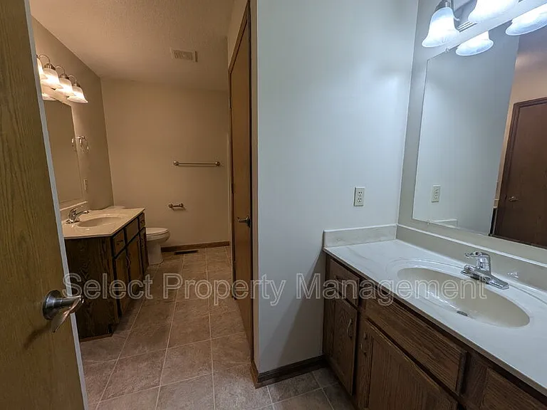 10915 Pine Mills Rd — Photo 10