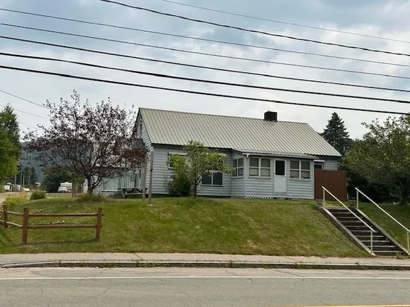6 First Street, Colebrook, NH 03576