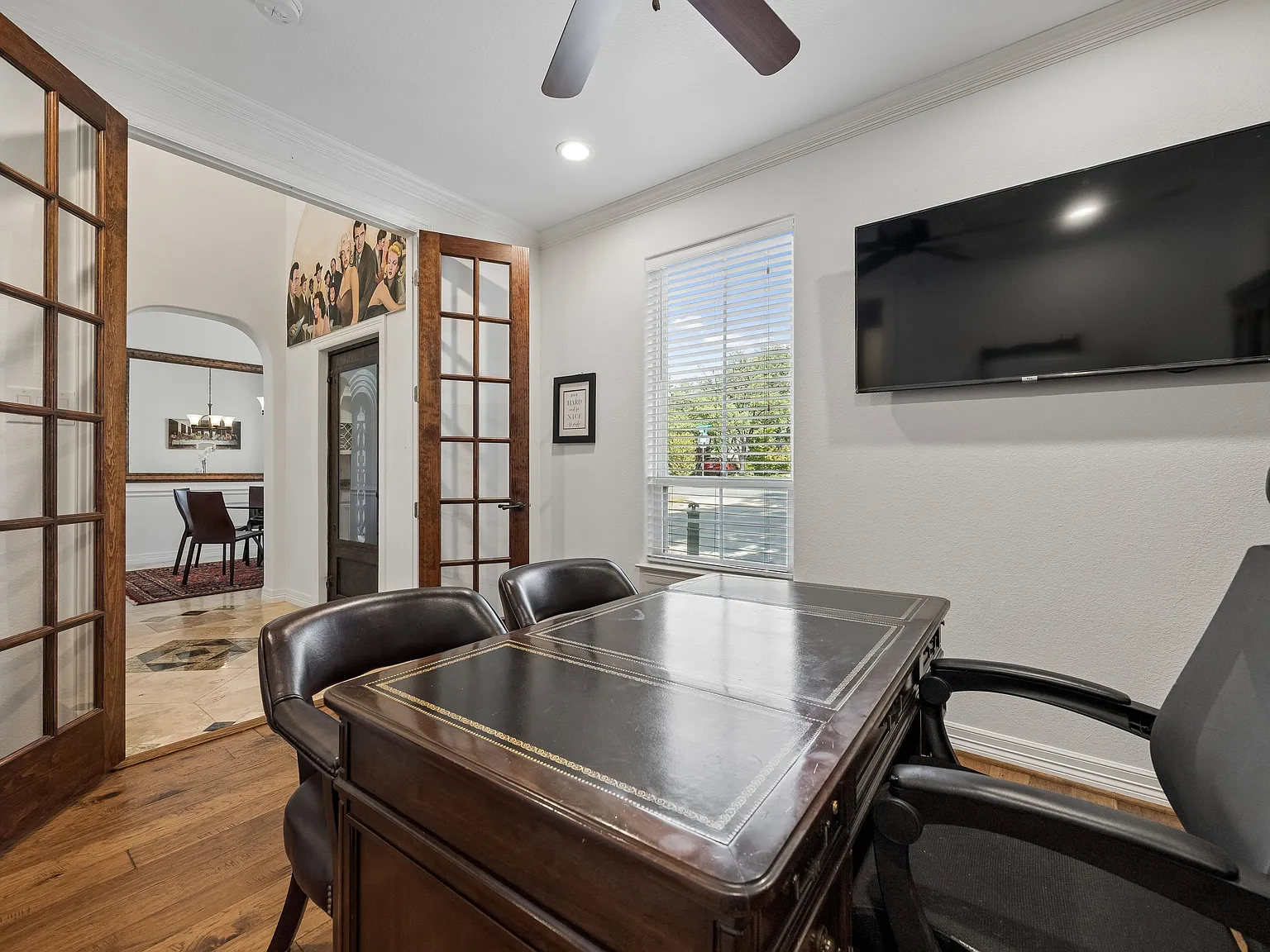3 bed, 2579 sqft, $7,500 — Photo 4