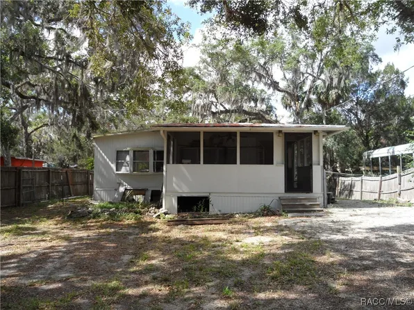 14320 W Shorecliff Ct, Crystal River, FL 34429