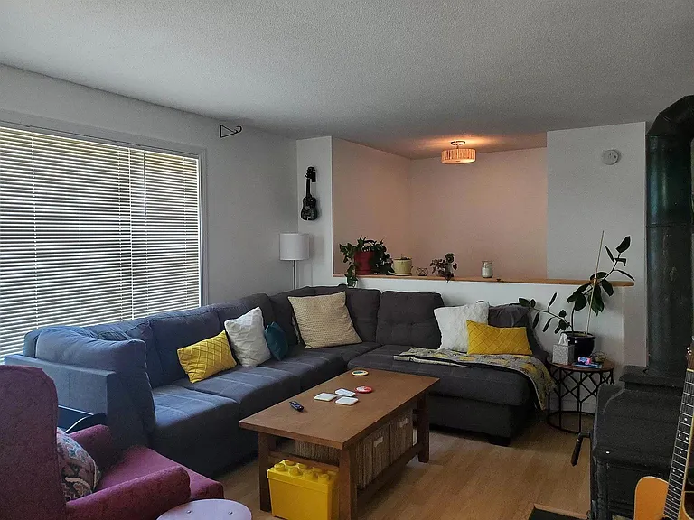 331 N Main St — Photo 15