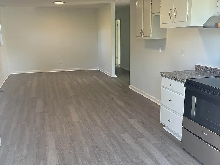157 Baltimore Dr — Photo 5