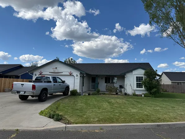 2329 NE Yellowpine Rd, Prineville, OR 97754