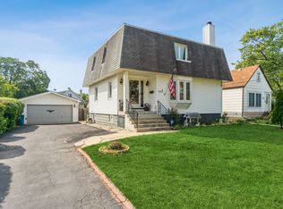 10613 Nevada Ave, Melrose Park, IL