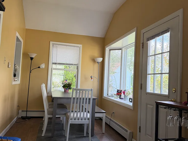 316 Shore Dr — Photo 4