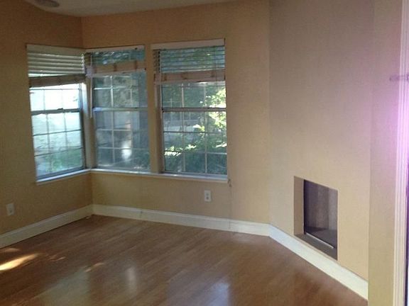3rd image of 1213 Ross Ct