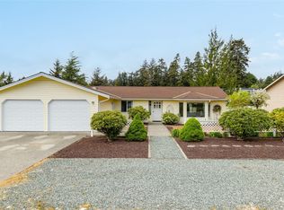 90 Chinook Place, La Conner, WA 98257