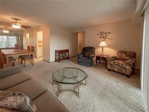 Living room Great room