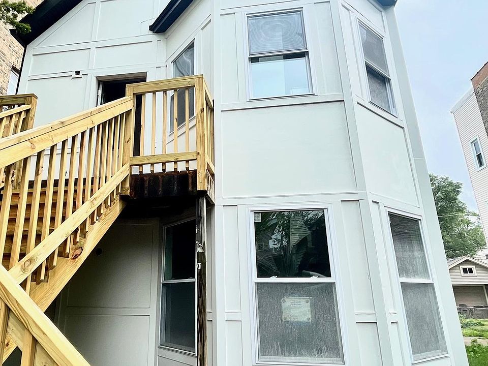 1st image of 3087 N Elbridge Ave #2F