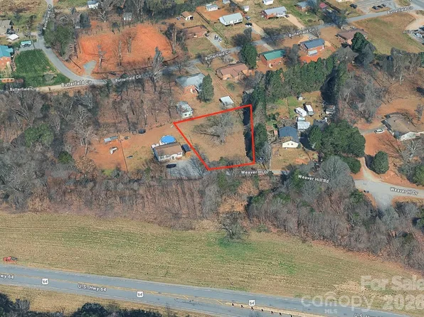 6 Weaver Hill Dr, Statesville, NC 28625