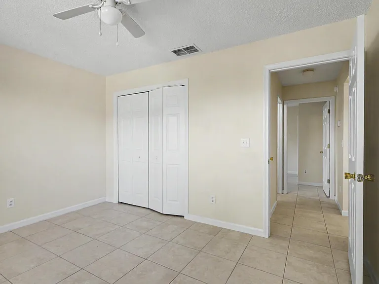 90 Buttonworth Dr #A — Photo 31
