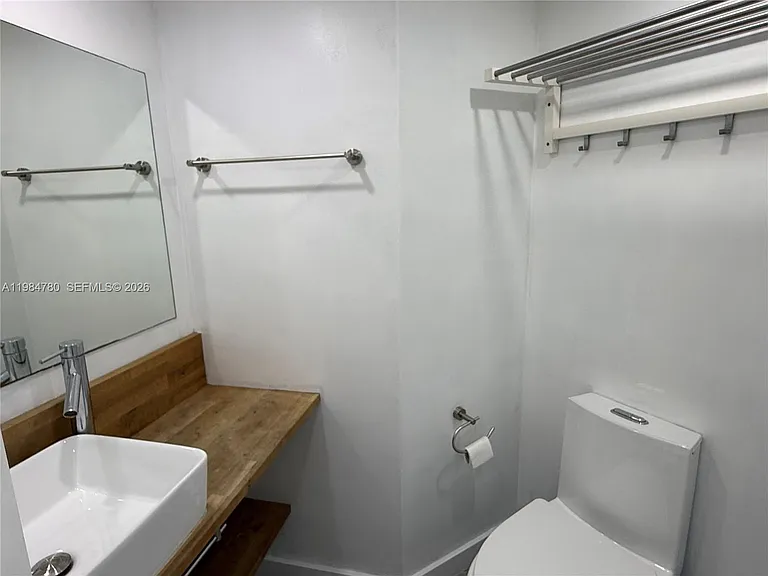 1825 S Ocean Dr #305 — Photo 10