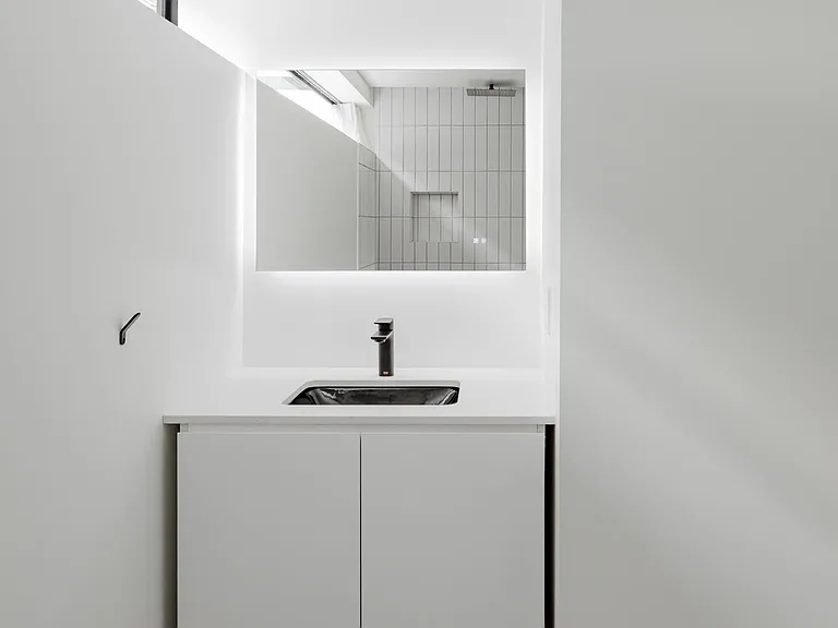 513 N 10th St #9 — Photo 9