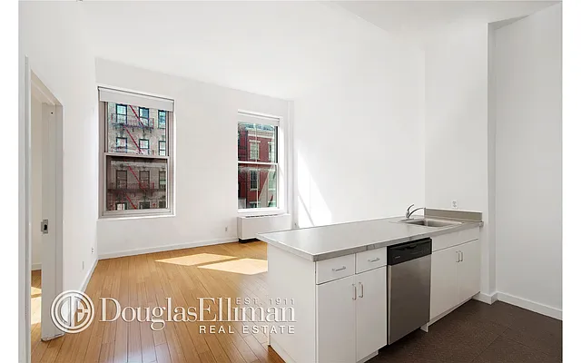 Rented by Douglas Elliman | media 51