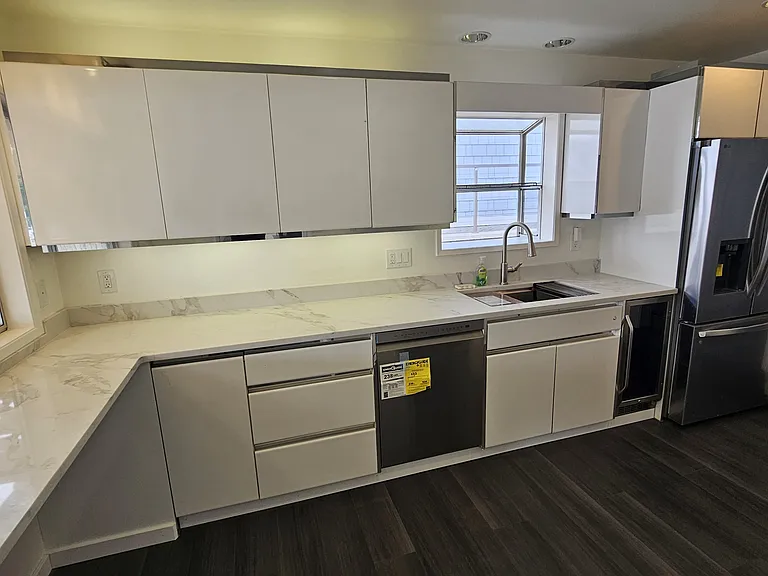 3803 E Lake Sammamish Shore Ln SE — Photo 12
