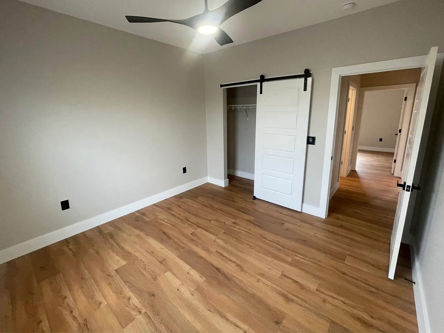 1091 Dahl Road - 1 — Photo 4