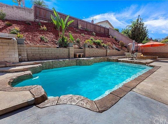 3rd image of 5820 E Avenida Serra