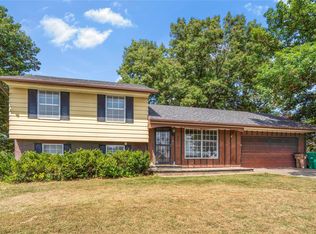 4281 Wakonda Dr, Norwalk, IA 50211