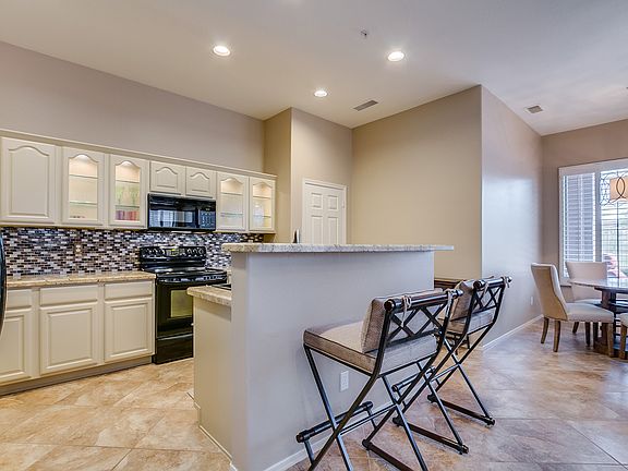 5th image of 15723 E Cactus Dr