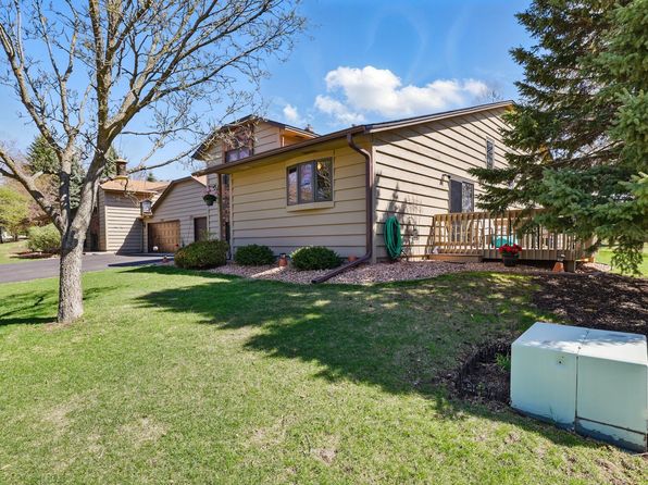 15125 40th Ave N, Plymouth, MN 55446