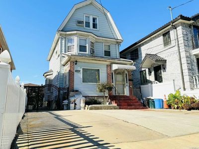 42-28 149th Pl, Flushing, NY, 11355