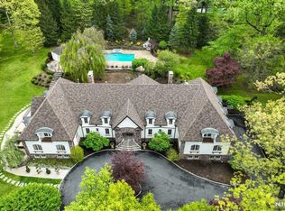 10 Boulder Rd, Tenafly, NJ 07670