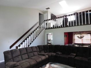 9111 Misty Lake Cir, Indianapolis, IN