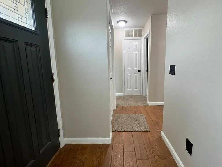 14002 Crossing Way E — Photo 14