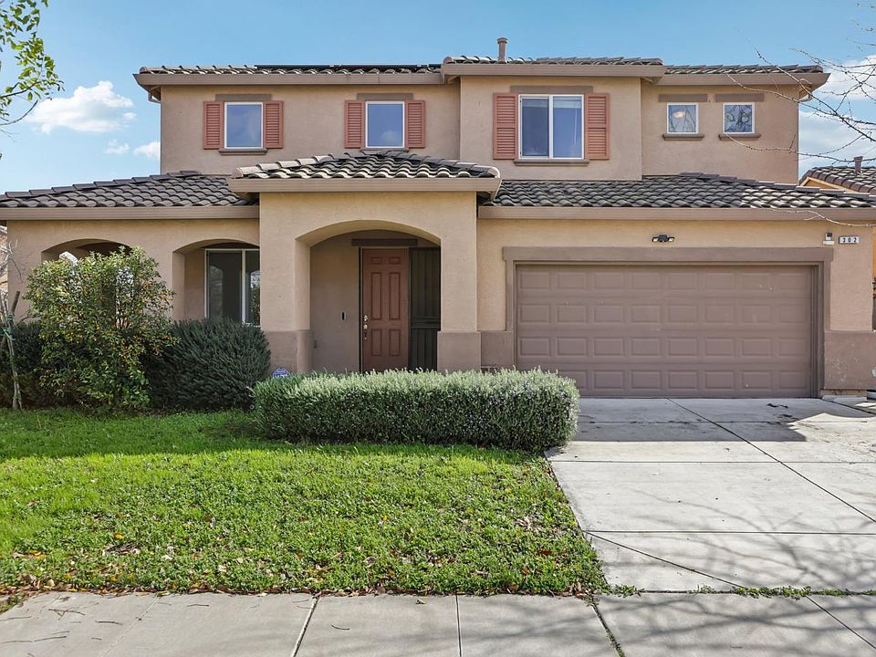 1st image of 302 Johnson Ferry Rd