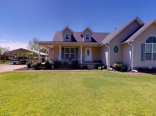 801 Cherokee Rd, Halls, TN 38040