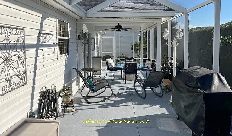 1184 Thompson Ave — Photo 11