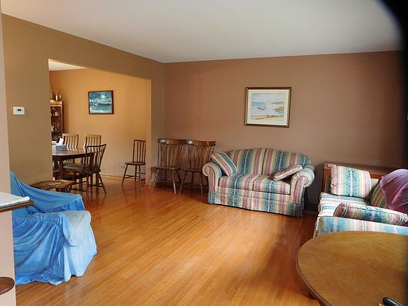 4th image of 17632 W Dartmoor Dr
