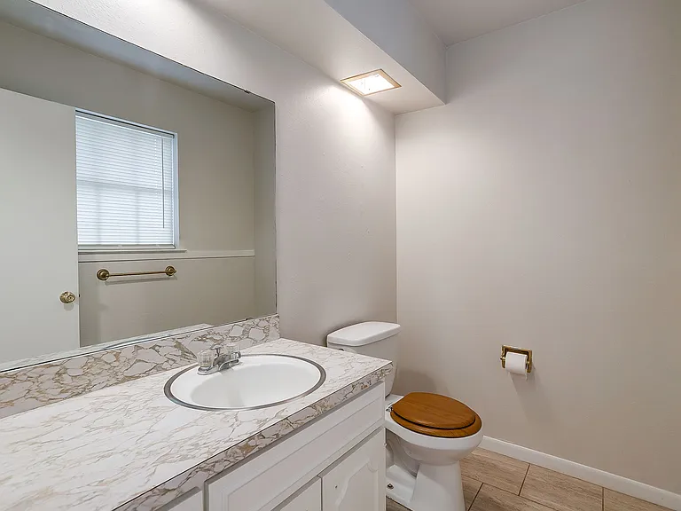 816 E Mustang St — Photo 21