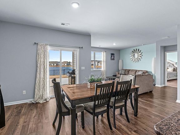 3rd image of 1023 Flintshire Dr.