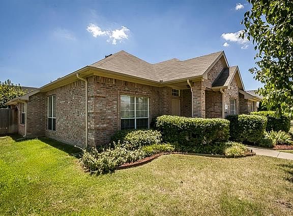 2nd image of 3948 Bexhill Dr