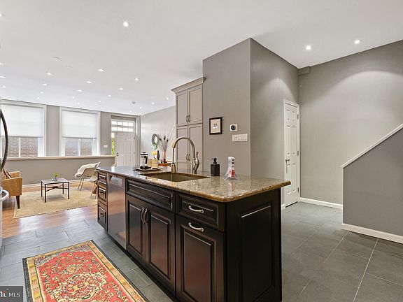 4th image of 5 Willings Alley Mews