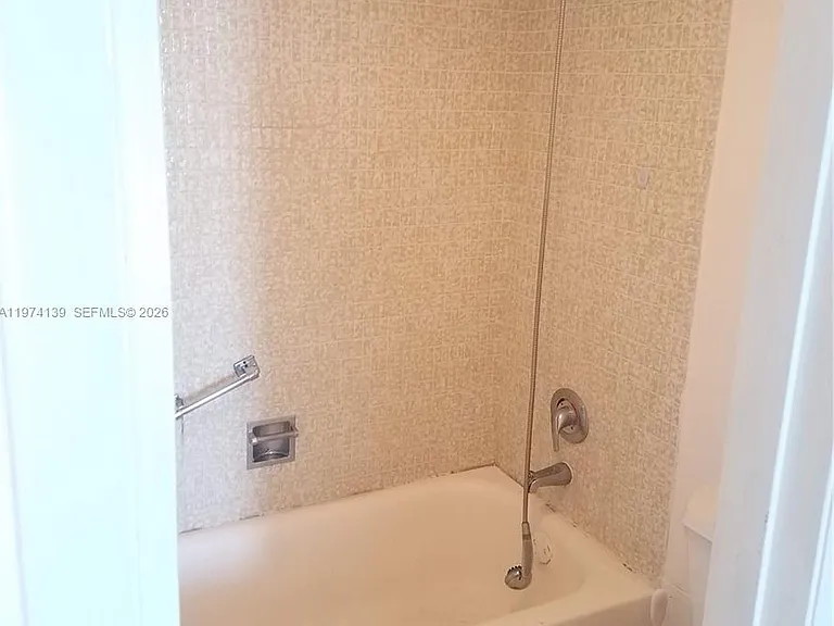 3475 N Country Club Dr #805 — Photo 9