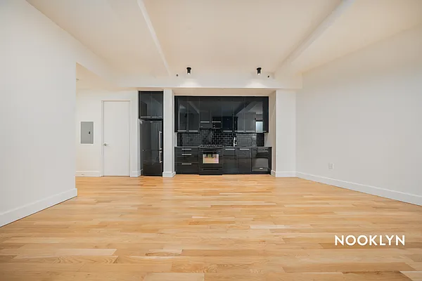 Rented by Nooklyn NYC LLC | media 13