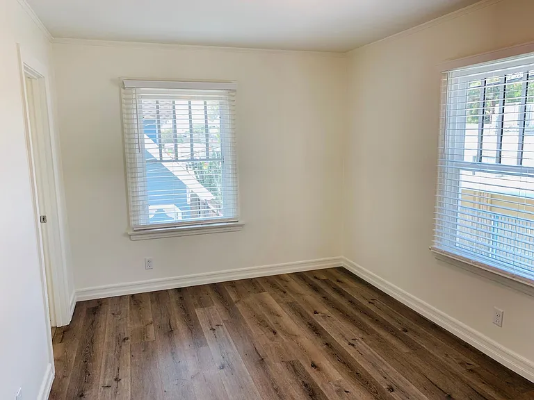 1015 1/2 N San Gabriel Ave #1015-1/2 — Photo 11