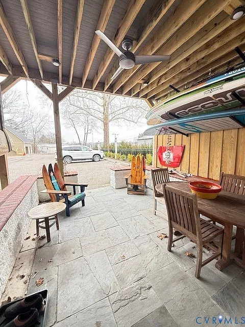 2 bed, 2.0 bath, 1517 sqft, $2,400 — Photo 4