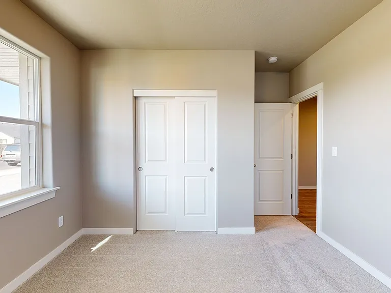 1189 Ava St — Photo 21