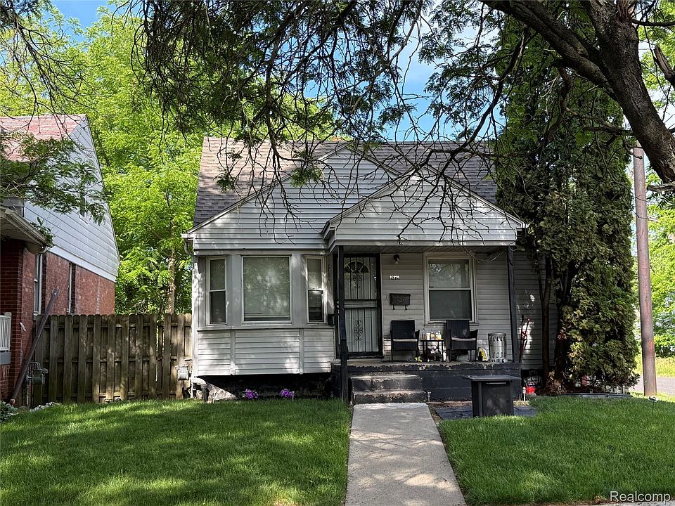 1st image of 15379 Patton St
