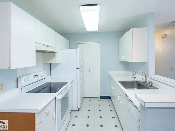 94-213 Lumiaina Pl APT C204, Waipahu, HI 96797