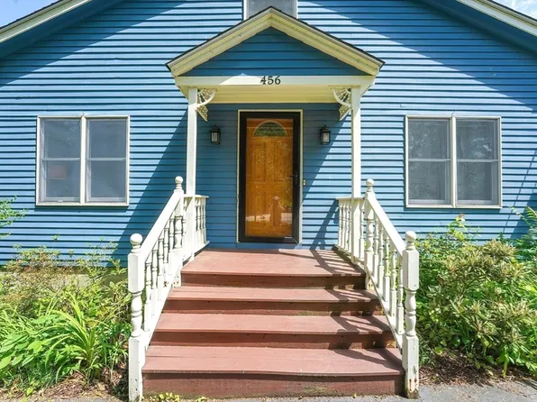 456 Gleasondale Rd, Stow, MA 01775
