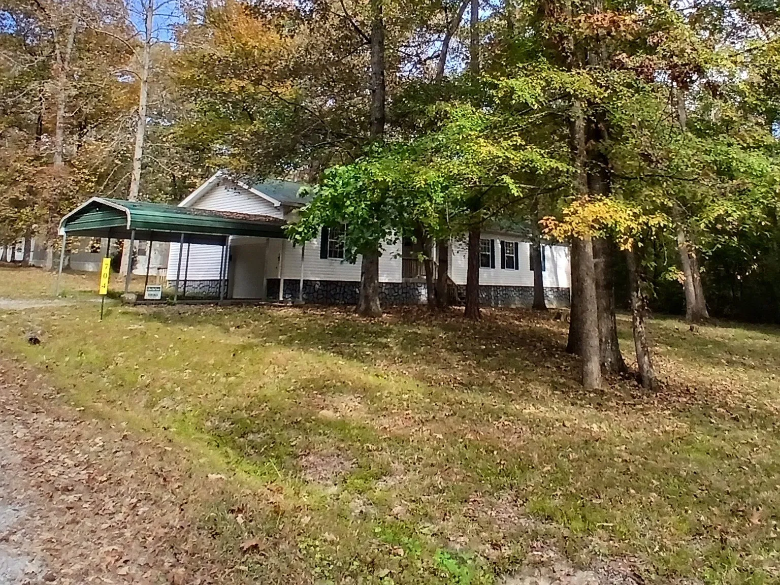 3 bed, 1556 sqft, $1,200 — Photo 1