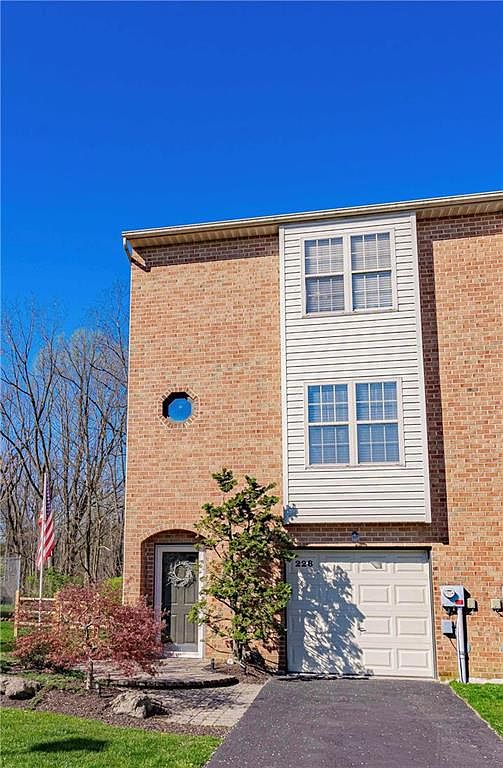 228 Ridgeview Dr, Alburtis, PA 18011 Zillow