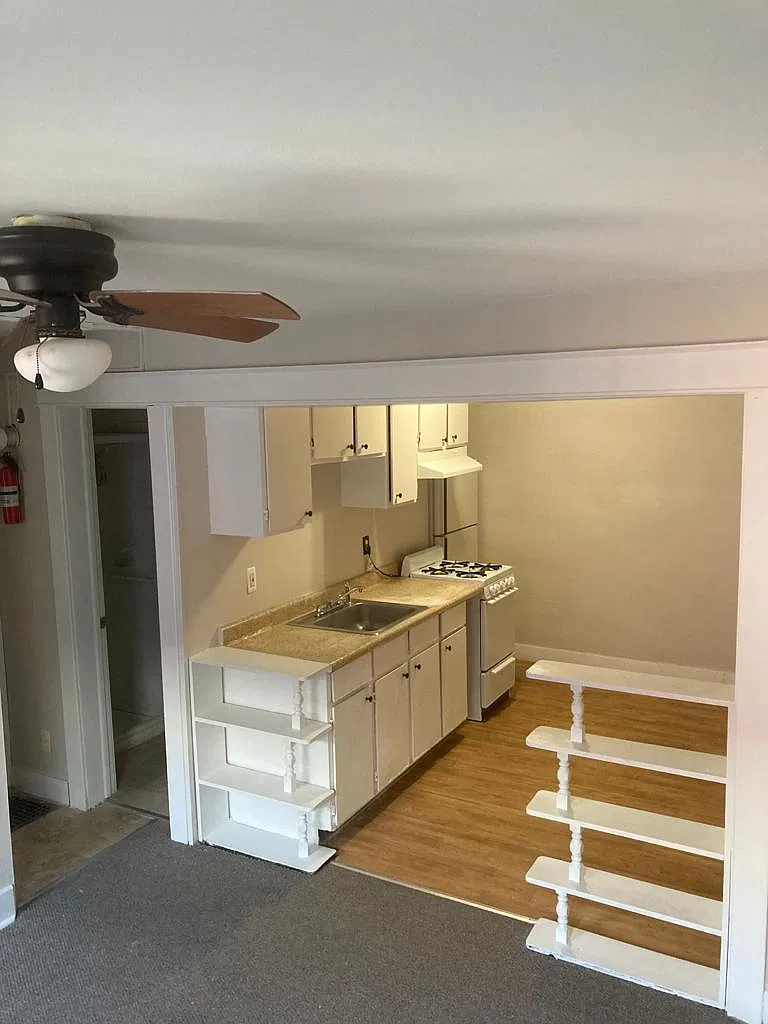 310 E Main Street - 1E — Photo 2