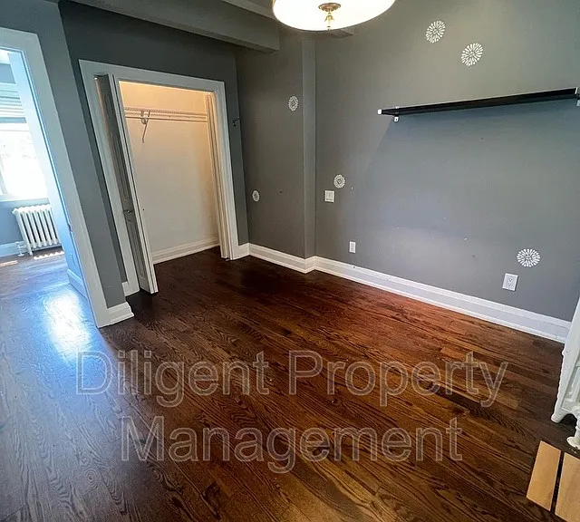 642 Bolivar St #MAIN FLOOR — Photo 2