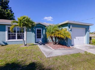 2594 SE Appleby St, Port Saint Lucie, FL 34984